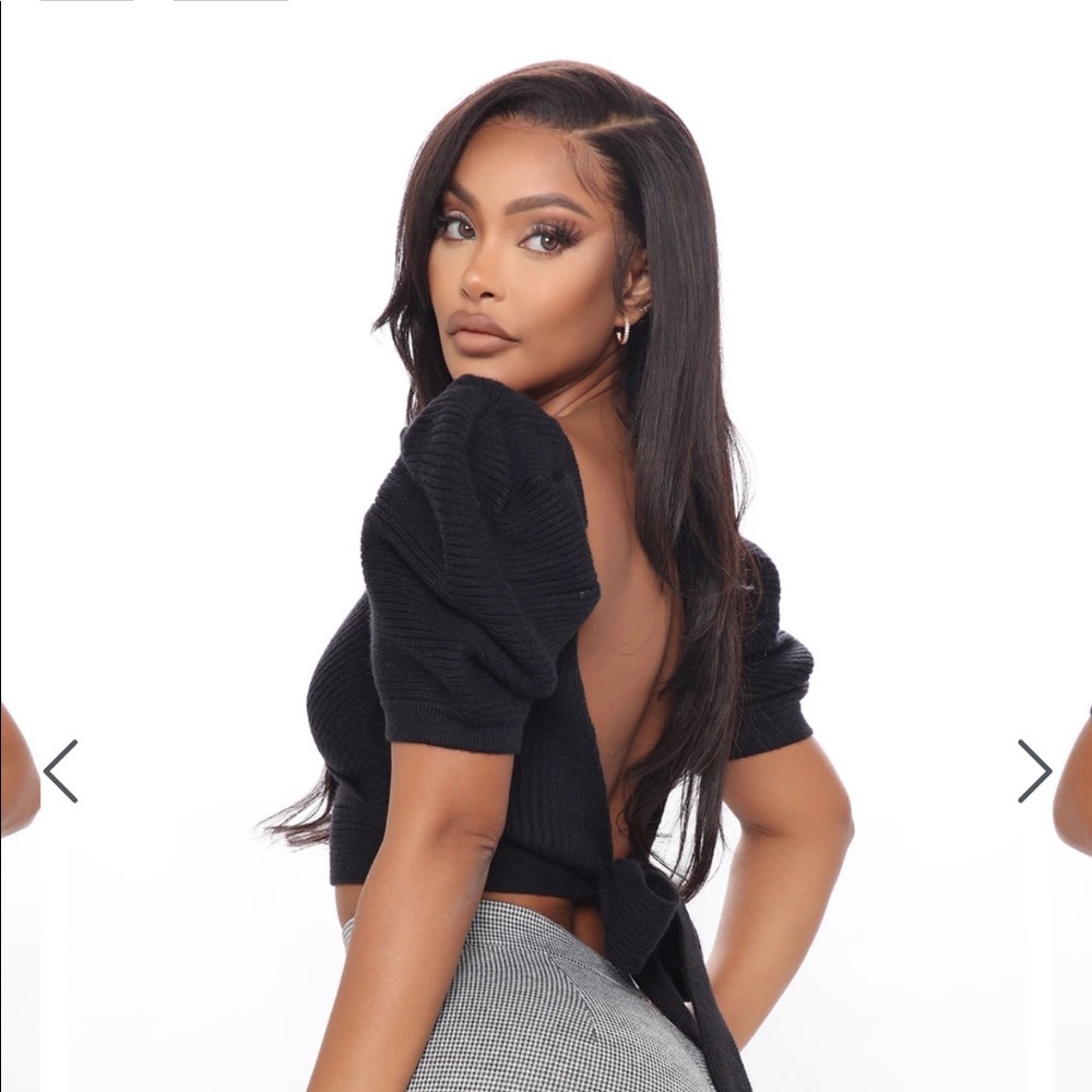 Cropped puff sleeve sweater top